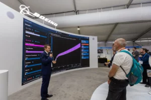 Presenter demonstrating Boeing Cascade