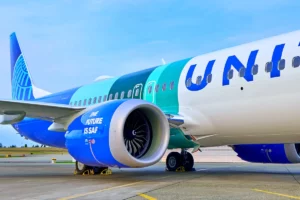 united airlines SAF lively